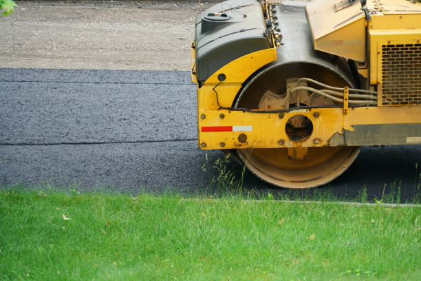 Best Driveway Paving Contractor  in Lake Worth, TX